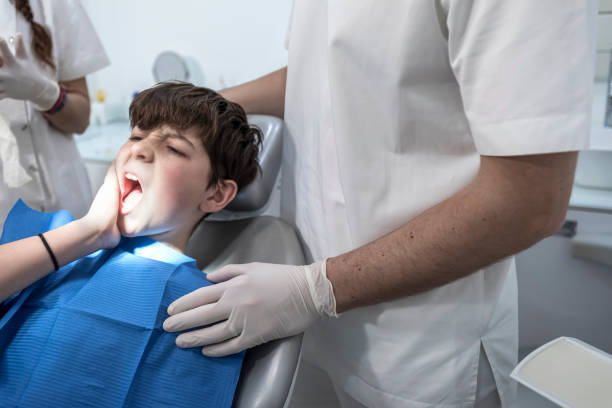 Best Emergency Dentist for Knocked-Out Tooth in Bluff City, TN